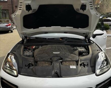 Белый Порше Каен, объемом двигателя 3 л и пробегом 61 тыс. км за 95000 $, фото 33 на Automoto.ua