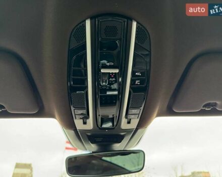 Белый Порше Каен, объемом двигателя 3 л и пробегом 61 тыс. км за 94490 $, фото 22 на Automoto.ua