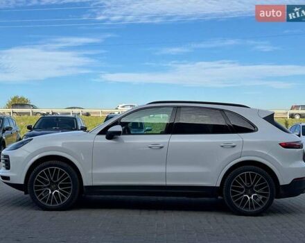 Белый Порше Каен, объемом двигателя 3 л и пробегом 100 тыс. км за 59990 $, фото 4 на Automoto.ua