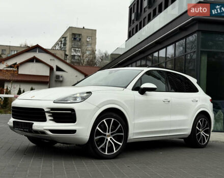 Белый Порше Каен, объемом двигателя 3 л и пробегом 23 тыс. км за 69900 $, фото 1 на Automoto.ua
