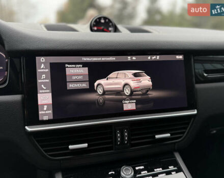 Белый Порше Каен, объемом двигателя 3 л и пробегом 23 тыс. км за 69900 $, фото 36 на Automoto.ua