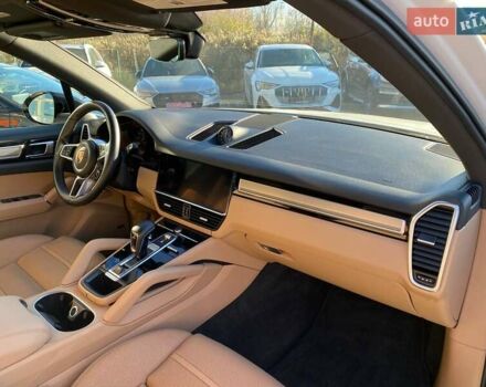 Білий Порше Cayenne, об'ємом двигуна 2.89 л та пробігом 32 тис. км за 83850 $, фото 8 на Automoto.ua
