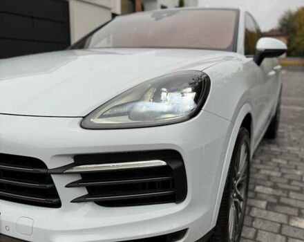 Білий Порше Cayenne, об'ємом двигуна 3 л та пробігом 37 тис. км за 90000 $, фото 40 на Automoto.ua