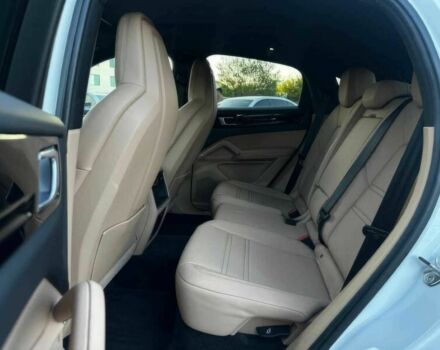 Білий Порше Cayenne, об'ємом двигуна 3 л та пробігом 24 тис. км за 45000 $, фото 9 на Automoto.ua