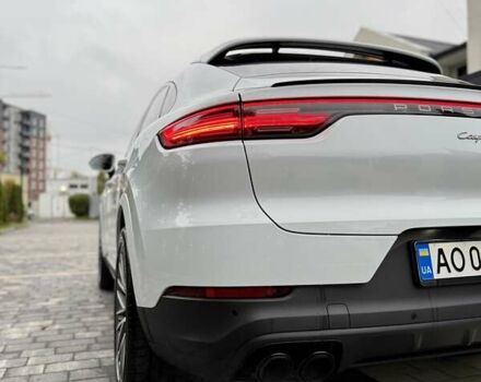Білий Порше Cayenne, об'ємом двигуна 3 л та пробігом 37 тис. км за 90000 $, фото 42 на Automoto.ua