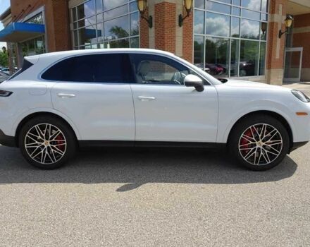 Білий Порше Cayenne, об'ємом двигуна 4 л та пробігом 14 тис. км за 49000 $, фото 4 на Automoto.ua