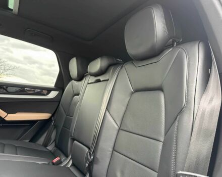 Білий Порше Cayenne, об'ємом двигуна 4 л та пробігом 29 тис. км за 49000 $, фото 11 на Automoto.ua