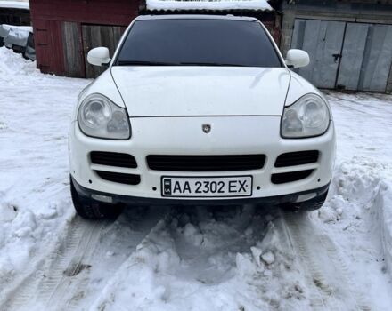 Белый Порше Каен, объемом двигателя 3 л и пробегом 200 тыс. км за 5474 $, фото 1 на Automoto.ua