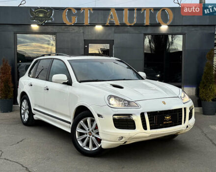 Белый Порше Каен, объемом двигателя 4.81 л и пробегом 143 тыс. км за 8900 $, фото 1 на Automoto.ua