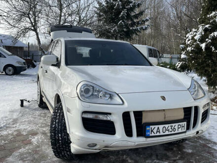 Белый Порше Каен, объемом двигателя 4.81 л и пробегом 165 тыс. км за 9500 $, фото 1 на Automoto.ua