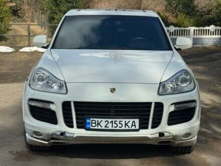 Белый Порше Каен, объемом двигателя 4.81 л и пробегом 170 тыс. км за 7399 $, фото 1 на Automoto.ua