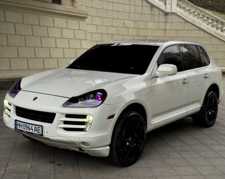 Белый Порше Каен, объемом двигателя 4.8 л и пробегом 350 тыс. км за 7500 $, фото 1 на Automoto.ua