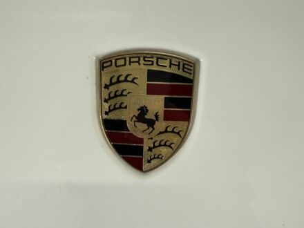 Білий Порше Cayenne, об'ємом двигуна 4.8 л та пробігом 162 тис. км за 10000 $, фото 1 на Automoto.ua