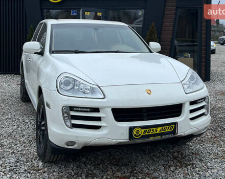 Білий Порше Cayenne, об'ємом двигуна 3.6 л та пробігом 169 тис. км за 13699 $, фото 1 на Automoto.ua