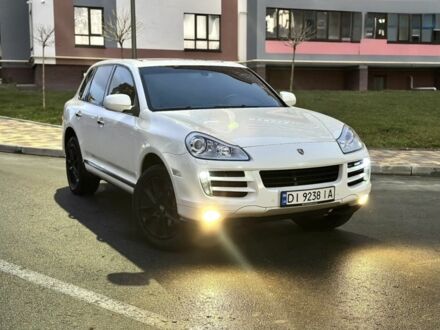 Порше Каен 2009 в Золочев на Automoto.ua Белый Порше Каен, объемом двигателя 3 л и пробегом 262 тыс. км за 15500 $, фото 1 на Automoto.ua