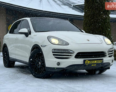 Белый Порше Каен, объемом двигателя 3.6 л и пробегом 207 тыс. км за 17500 $, фото 1 на Automoto.ua