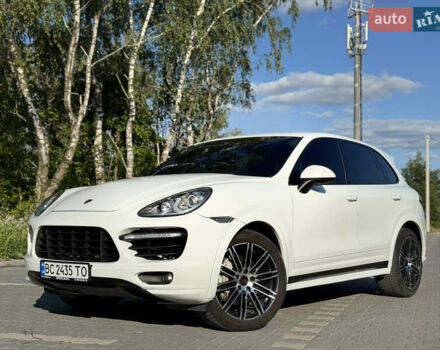 Білий Порше Cayenne, об'ємом двигуна 4.8 л та пробігом 200 тис. км за 20999 $, фото 1 на Automoto.ua