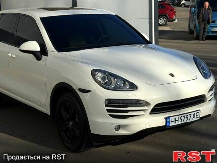 Білий Порше Cayenne, об'ємом двигуна 3.6 л та пробігом 170 тис. км за 17000 $, фото 1 на Automoto.ua