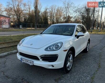 Белый Порше Каен, объемом двигателя 4.8 л и пробегом 127 тыс. км за 11500 $, фото 1 на Automoto.ua