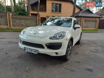 Білий Порше Cayenne, об'ємом двигуна 4.8 л та пробігом 167 тис. км за 14999 $, фото 1 на Automoto.ua