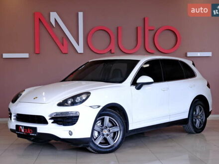 Порше Каен 2011 в Одессе на Automoto.ua Белый Порше Каен, объемом двигателя 3 л и пробегом 224 тыс. км за 15900 $, фото 1 на Automoto.ua
