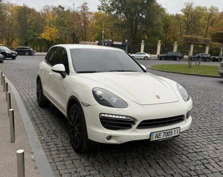 Порше Cayenne 2011 у Дніпро (Дніпропетровську) на Automoto.ua Білий Порше Cayenne, об'ємом двигуна 4.81 л та пробігом 197 тис. км за 18500 $, фото 1 на Automoto.ua