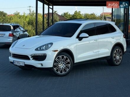 Білий Порше Cayenne, об'ємом двигуна 3.6 л та пробігом 178 тис. км за 15000 $, фото 1 на Automoto.ua