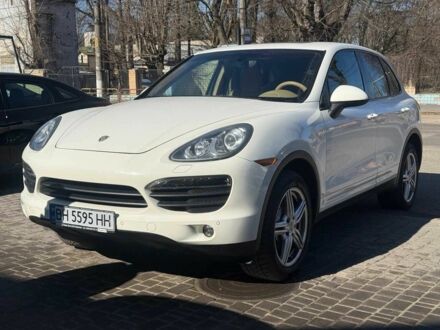 Білий Порше Cayenne, об'ємом двигуна 4.8 л та пробігом 157 тис. км за 11700 $, фото 1 на Automoto.ua