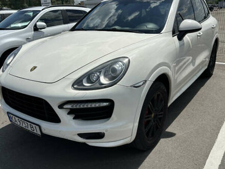Порше Каен 2011 в Киеве на Automoto.ua Белый Порше Каен, объемом двигателя 4.81 л и пробегом 185 тыс. км за 18000 $, фото 1 на Automoto.ua