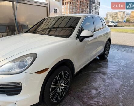 Белый Порше Каен, объемом двигателя 3.6 л и пробегом 172 тыс. км за 18700 $, фото 1 на Automoto.ua