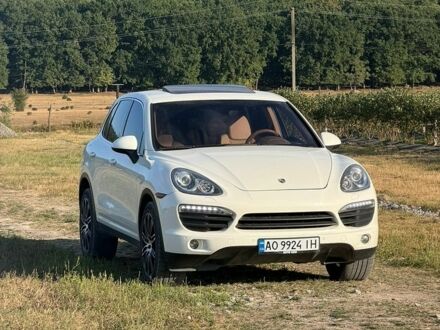 Білий Порше Cayenne, об'ємом двигуна 3.6 л та пробігом 178 тис. км за 17000 $, фото 1 на Automoto.ua