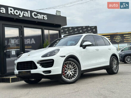 Білий Порше Cayenne, об'ємом двигуна 4.81 л та пробігом 132 тис. км за 19900 $, фото 1 на Automoto.ua
