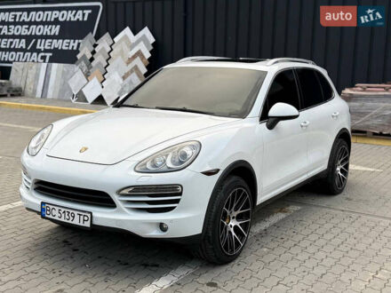 Білий Порше Cayenne, об'ємом двигуна 3.6 л та пробігом 200 тис. км за 18999 $, фото 1 на Automoto.ua