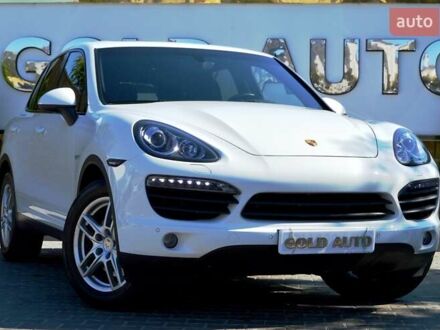 Білий Порше Cayenne, об'ємом двигуна 3 л та пробігом 122 тис. км за 23500 $, фото 1 на Automoto.ua
