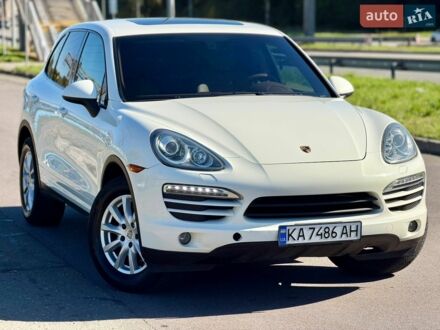 Білий Порше Cayenne, об'ємом двигуна 3.6 л та пробігом 183 тис. км за 11000 $, фото 1 на Automoto.ua
