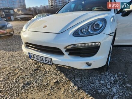 Белый Порше Каен, объемом двигателя 4.81 л и пробегом 118 тыс. км за 19999 $, фото 1 на Automoto.ua