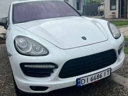 Білий Порше Cayenne, об'ємом двигуна 4.8 л та пробігом 200 тис. км за 15500 $, фото 1 на Automoto.ua