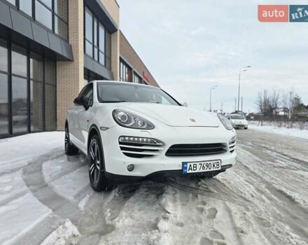 Белый Порше Каен, объемом двигателя 3 л и пробегом 277 тыс. км за 24000 $, фото 1 на Automoto.ua