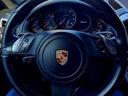 Білий Порше Cayenne, об'ємом двигуна 3.6 л та пробігом 214 тис. км за 18500 $, фото 1 на Automoto.ua