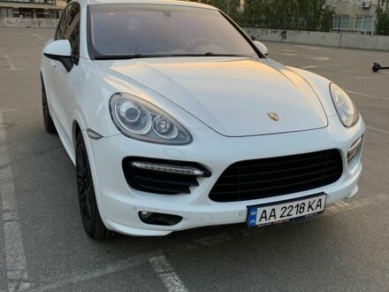 Білий Порше Cayenne, об'ємом двигуна 4.81 л та пробігом 99 тис. км за 21500 $, фото 1 на Automoto.ua