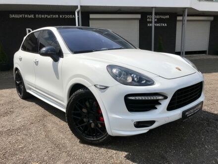 Білий Порше Cayenne, об'ємом двигуна 4.8 л та пробігом 95 тис. км за 36000 $, фото 1 на Automoto.ua