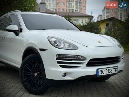 Белый Порше Каен, объемом двигателя 3.6 л и пробегом 205 тыс. км за 19500 $, фото 1 на Automoto.ua
