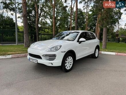 Білий Порше Cayenne, об'ємом двигуна 3.6 л та пробігом 203 тис. км за 15500 $, фото 1 на Automoto.ua