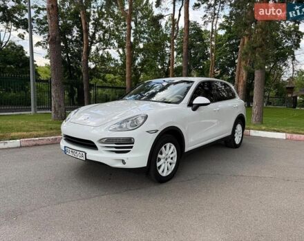 Белый Порше Каен, объемом двигателя 3.6 л и пробегом 203 тыс. км за 15500 $, фото 1 на Automoto.ua