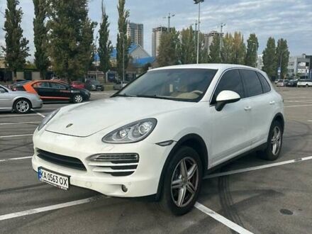 Порше Cayenne 2013 у Києві на Automoto.ua Білий Порше Cayenne, об'ємом двигуна 3.6 л та пробігом 159 тис. км за 19900 $, фото 1 на Automoto.ua