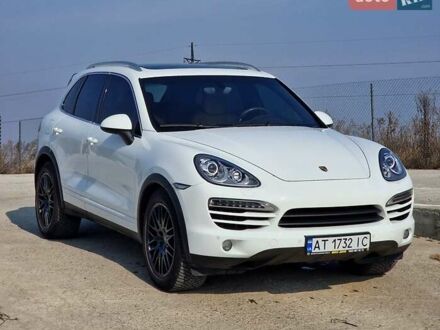 Порше Cayenne 2013 у Чернівцях на Automoto.ua Білий Порше Cayenne, об'ємом двигуна 3 л та пробігом 211 тис. км за 23000 $, фото 1 на Automoto.ua