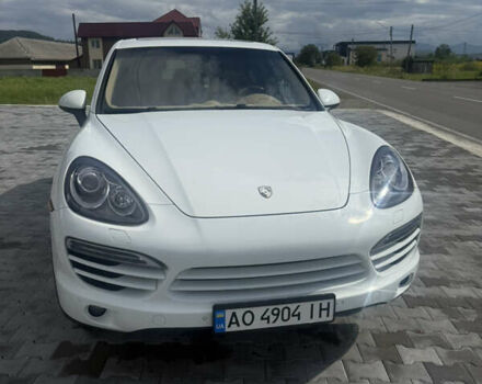 Білий Порше Cayenne, об'ємом двигуна 2.97 л та пробігом 230 тис. км за 24700 $, фото 1 на Automoto.ua