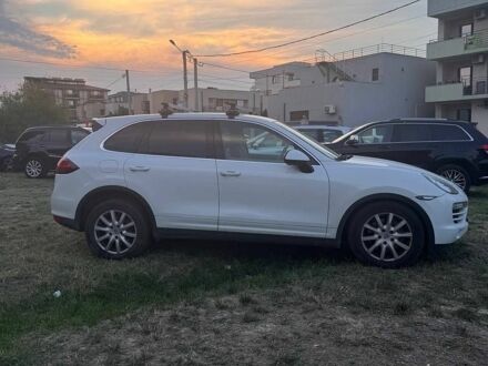 Білий Порше Cayenne, об'ємом двигуна 3.6 л та пробігом 217 тис. км за 14500 $, фото 1 на Automoto.ua
