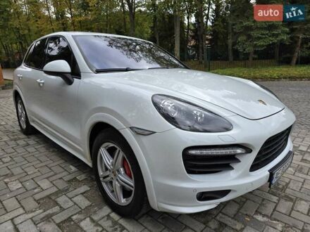 Порше Cayenne 2013 у Львові на Automoto.ua Білий Порше Cayenne, об'ємом двигуна 4.8 л та пробігом 141 тис. км за 24500 $, фото 1 на Automoto.ua