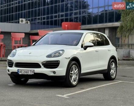 Білий Порше Cayenne, об'ємом двигуна 4.13 л та пробігом 192 тис. км за 32000 $, фото 1 на Automoto.ua